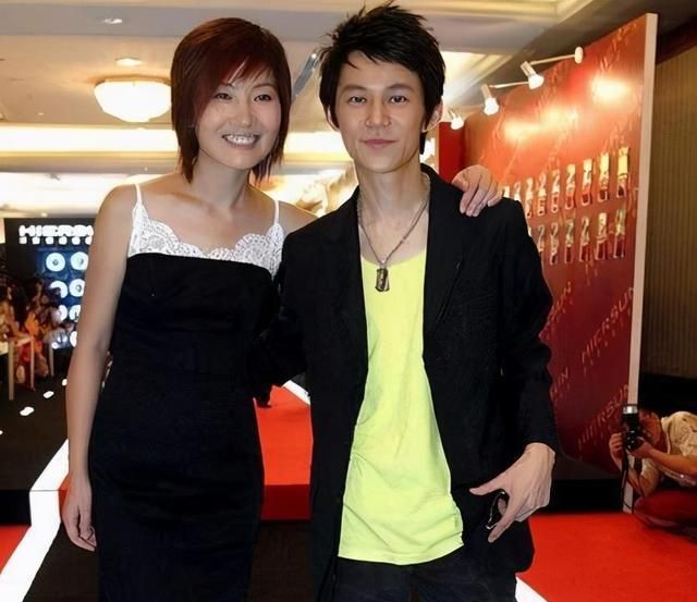 传结婚多年却不公开,真相如同何炅所说|何炅|王菁|绯闻女友_新浪新闻