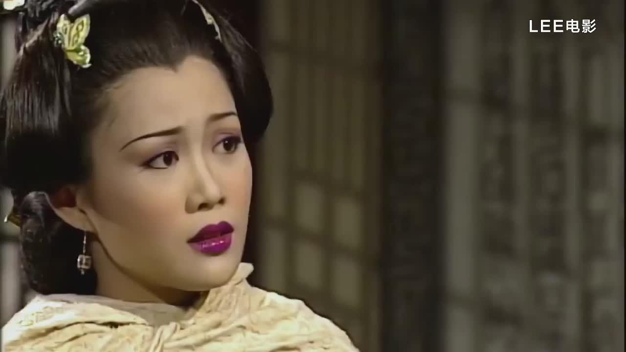 陈圆圆讲述悲惨身世,坦言自己出身青楼!韦小宝:好巧,我也是!