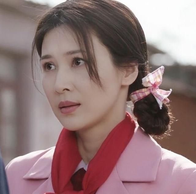 还记得亮剑中护士田雨吗2012年隐秘嫁富豪后如今却沦为老赖