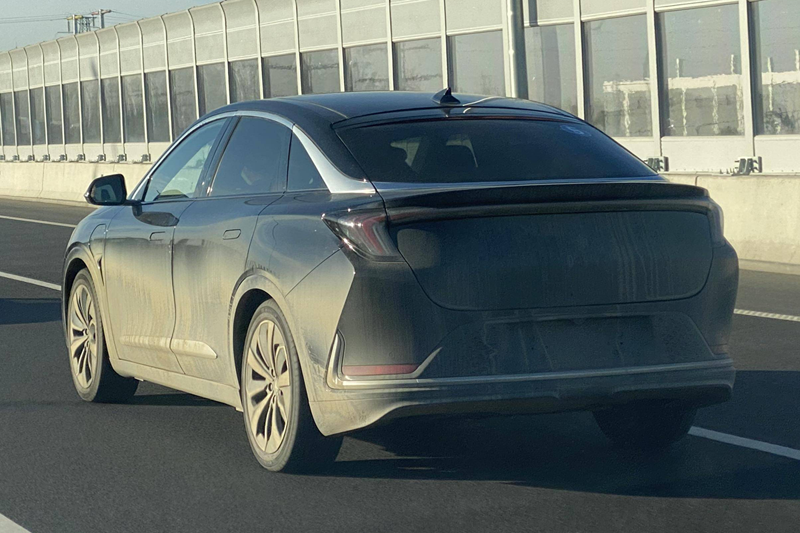 北汽麦格纳arcfox αs路试谍照再曝光 最长续航可达708km