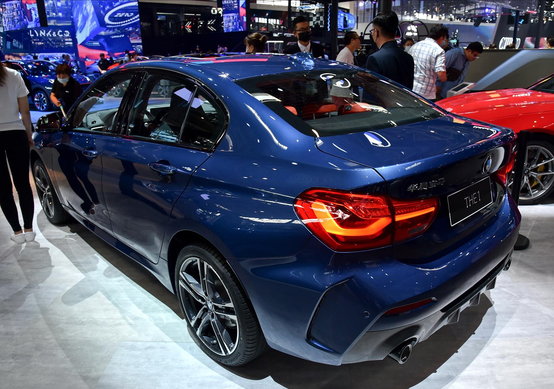 最便宜宝马轿跑,20.38万,2.0t加速仅7秒,比a3帅气