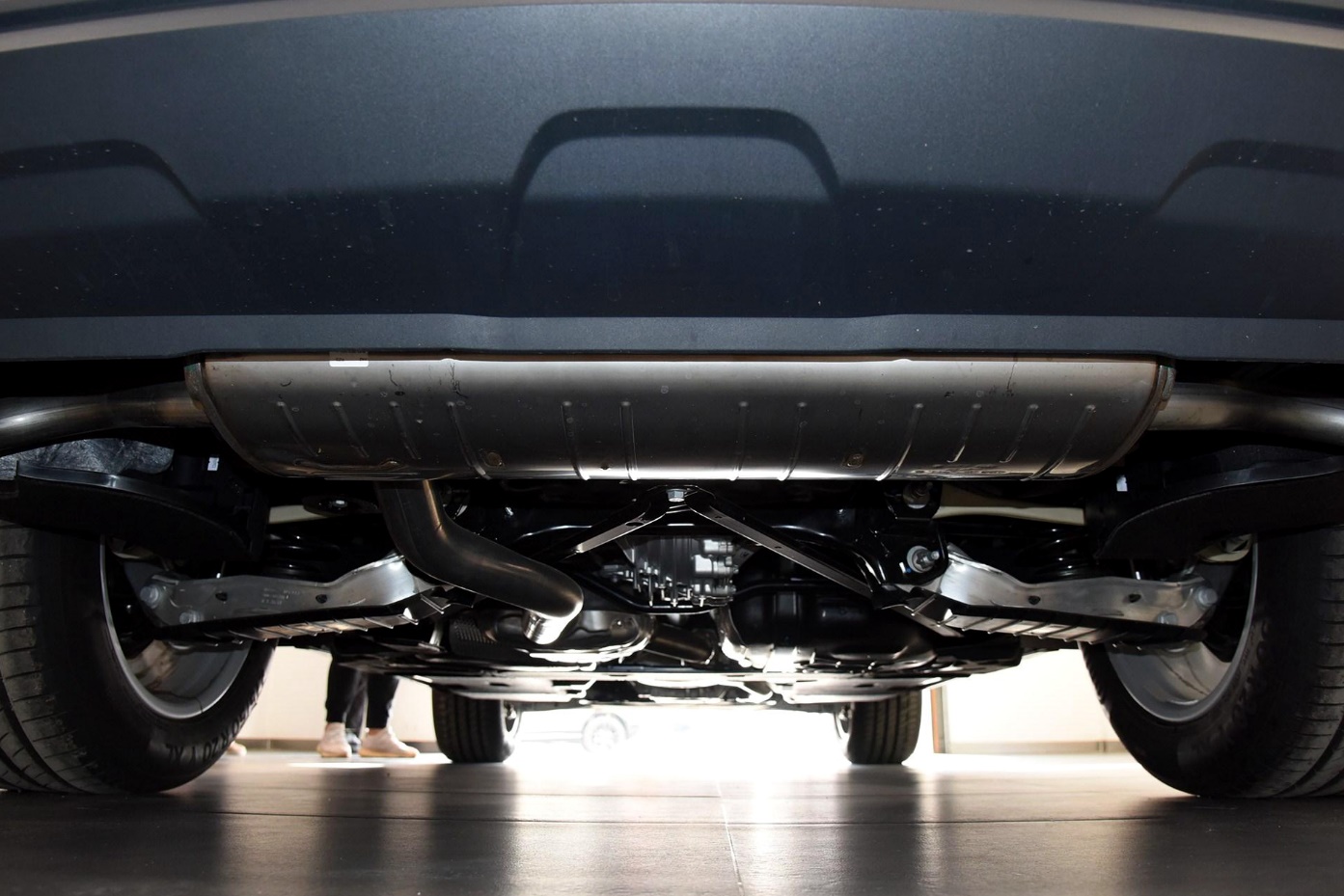 标配无框车门空气悬架新款奥迪q8值不值得买