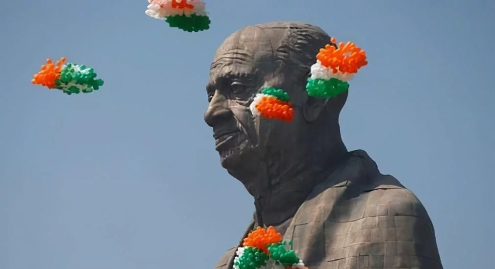 世界最大的雕像,总投22亿耗时7年,高度为自由女神像的一倍多休闲区蓝鸢梦想 - Www.slyday.coM 世界最大的雕像,总投22亿耗时7年,高度为自由女神像的一倍多休闲区蓝鸢梦想 - Www.slyday.coM