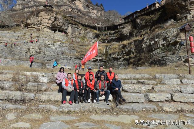 打卡美丽乡村｜村在半空中，房在悬崖上！这里是挂在云中的天上人家