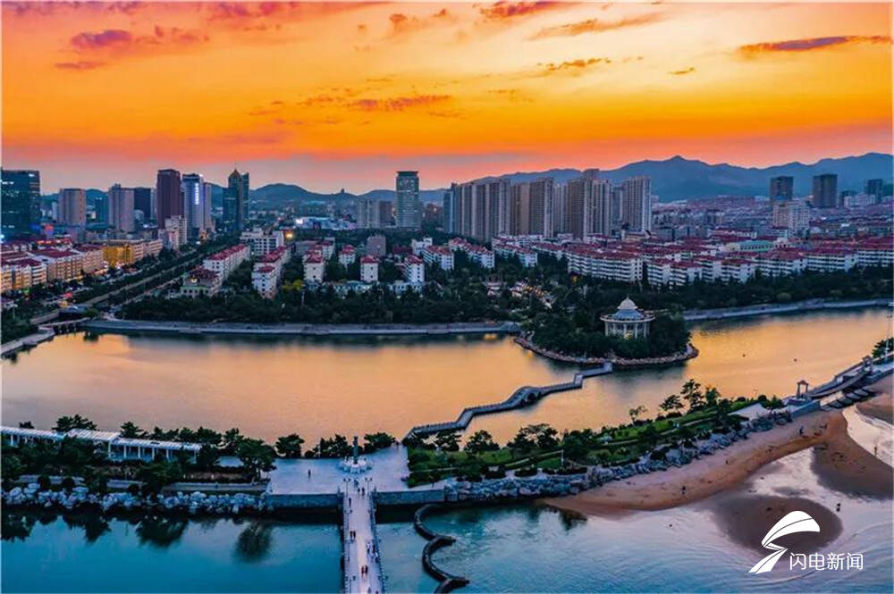 组图鸟瞰威海经区宛若一幅美丽天成的画卷