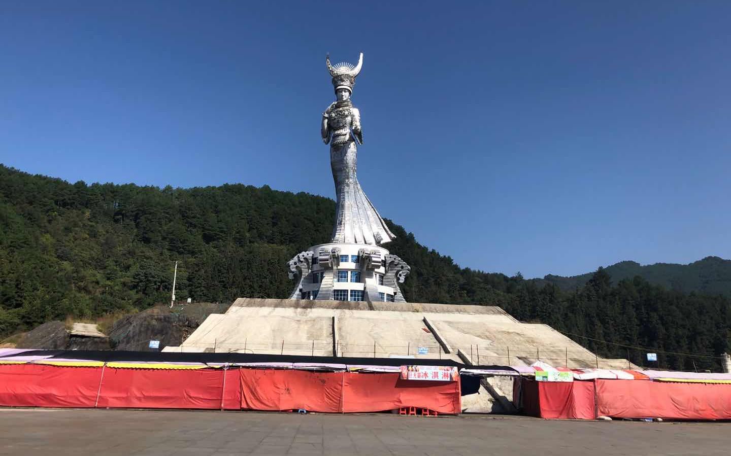 剑河县斥资数千万元打造世界最大苗族女神仰阿莎雕塑