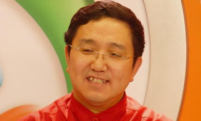 国家一级演员句兆杰,二婚娶小11岁"丫蛋",48岁老来得女