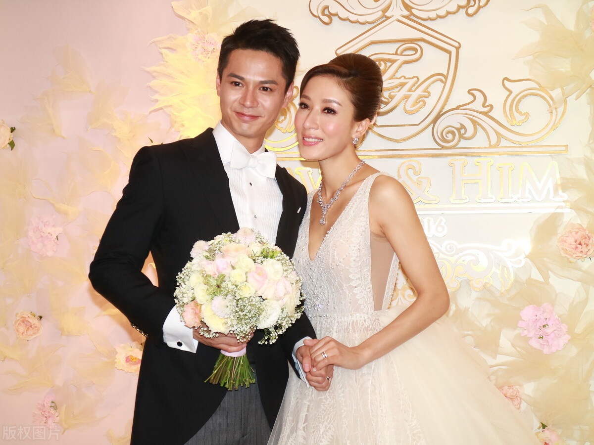 杨怡罗仲谦夫妇宣布改名,新名字绕口难记,称是为生活更好