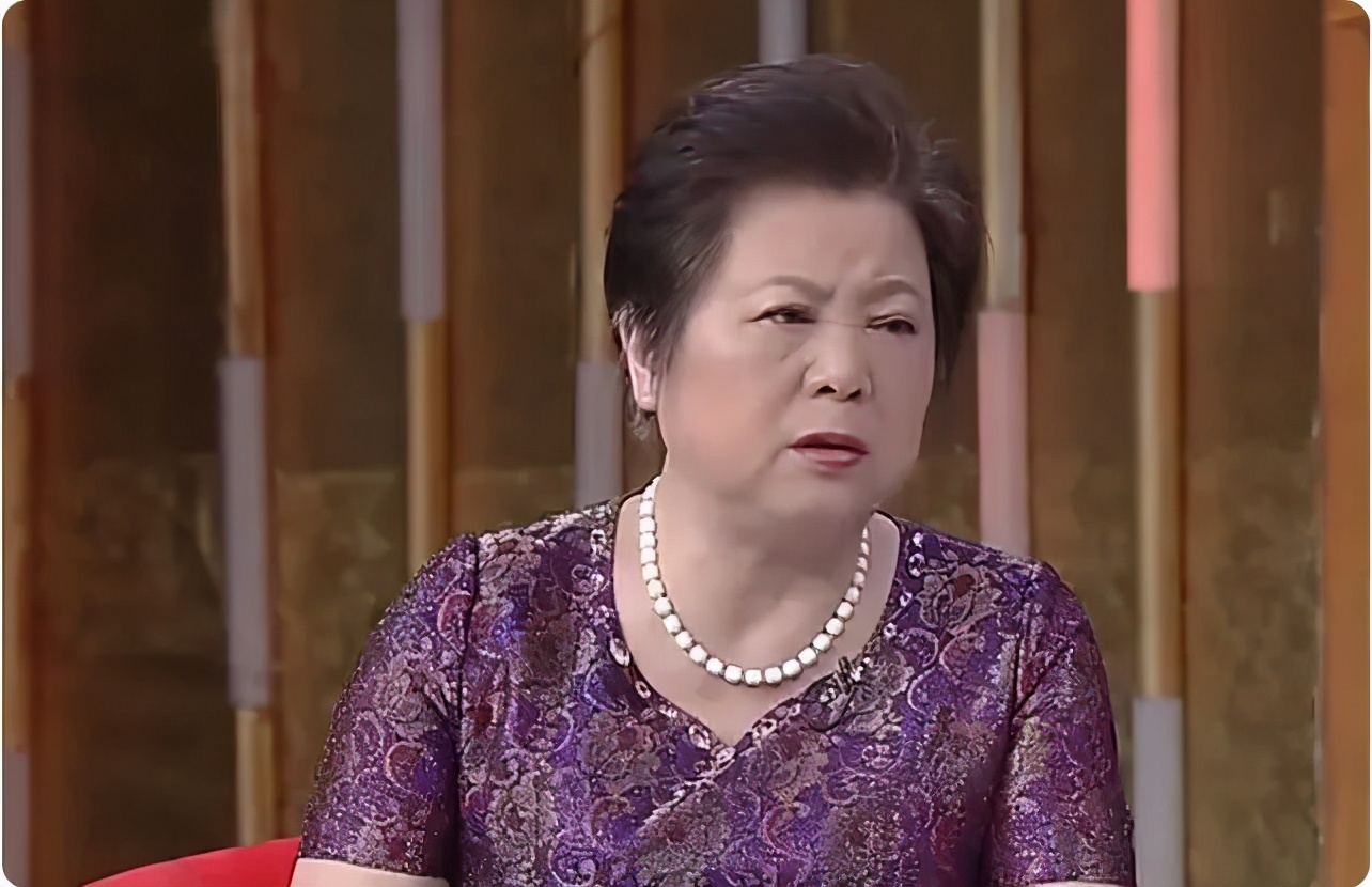 离开《老娘舅》的柏万青,下岗再就业变身红娘组织相亲活动