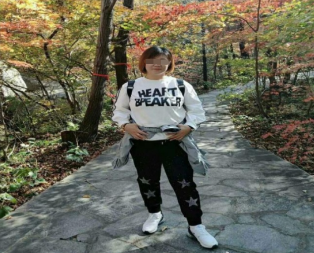 沸水浇头、铁钳拔牙、烧嘴唇...6岁女童被亲妈和男友狂虐3个月 外婆报警还收到死亡威胁休闲区蓝鸢梦想 - Www.slyday.coM