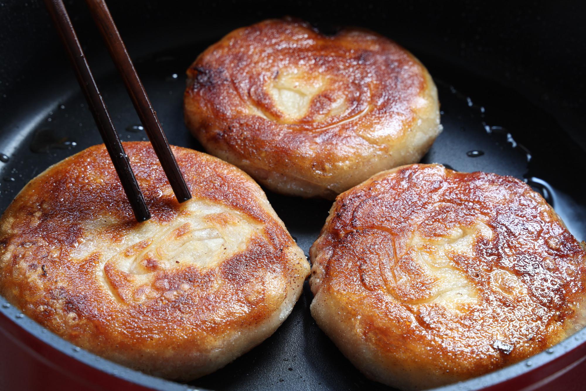 牛肉饼这么做太香了,层次多又酥脆,牛肉鲜嫩多汁,家人都说好吃