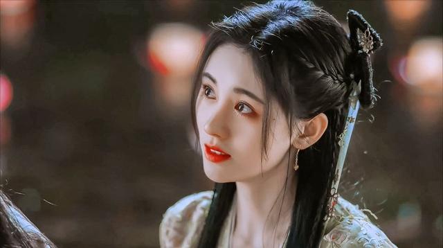 鞠婧祎《慕南枝》嫔妃造型曝光!鞠婧祎8个古装剧角色!