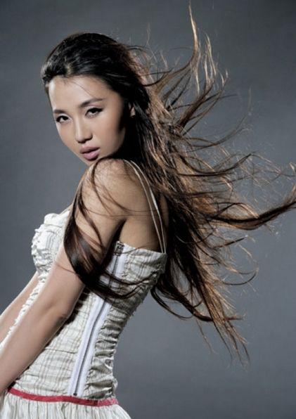 性感女神阿朵为舞台而生,民间艺术传承人,乘风破浪重返舞台