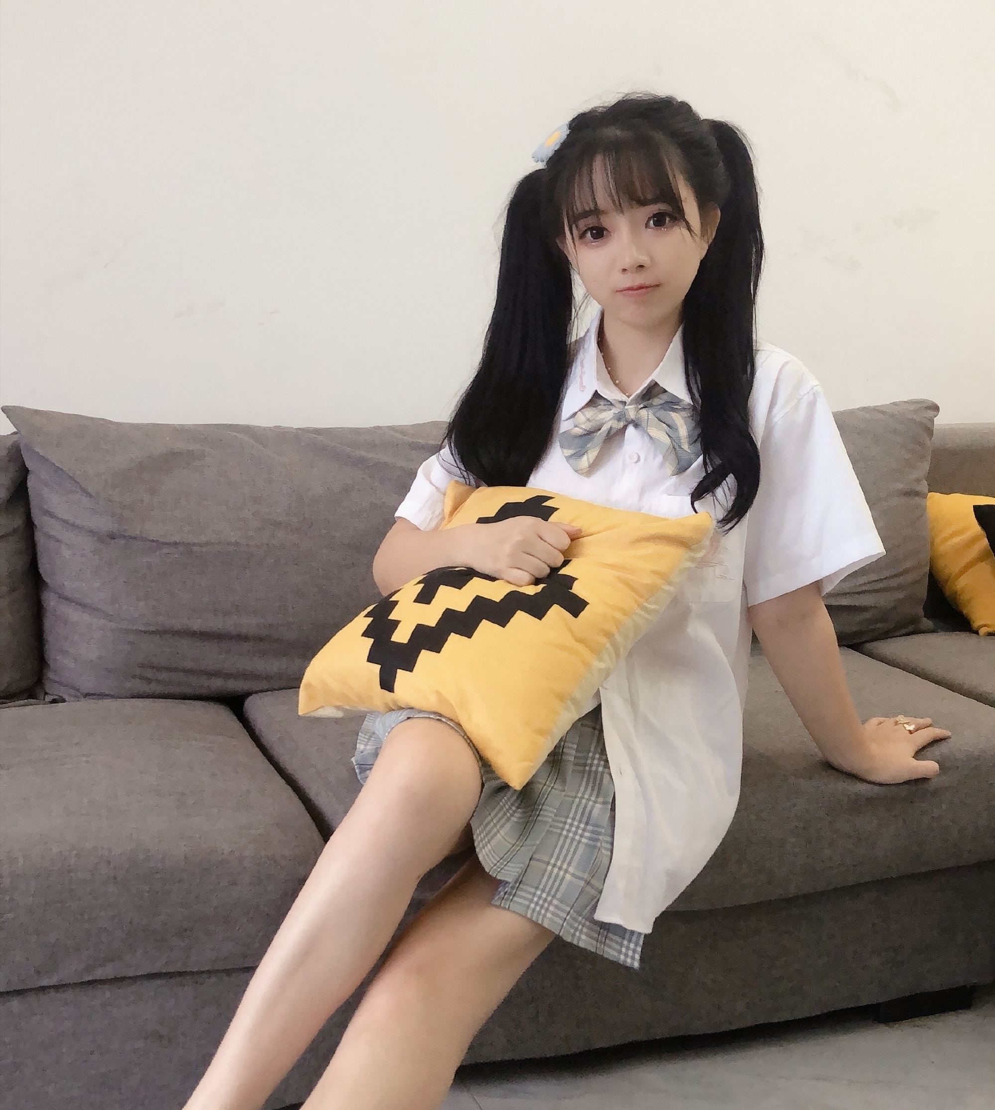 别再说王奕萌胖了最新健身后照片曝光瘦得锁骨都能养鱼了