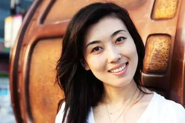 不仅是吴志阳入狱,他的弟弟也出事了,再一次喝的烂醉之后开车,路上出