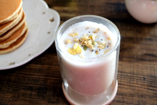 分享两款自制营养奶昔,简单易做好喝,一分钟出一杯,美味又省事