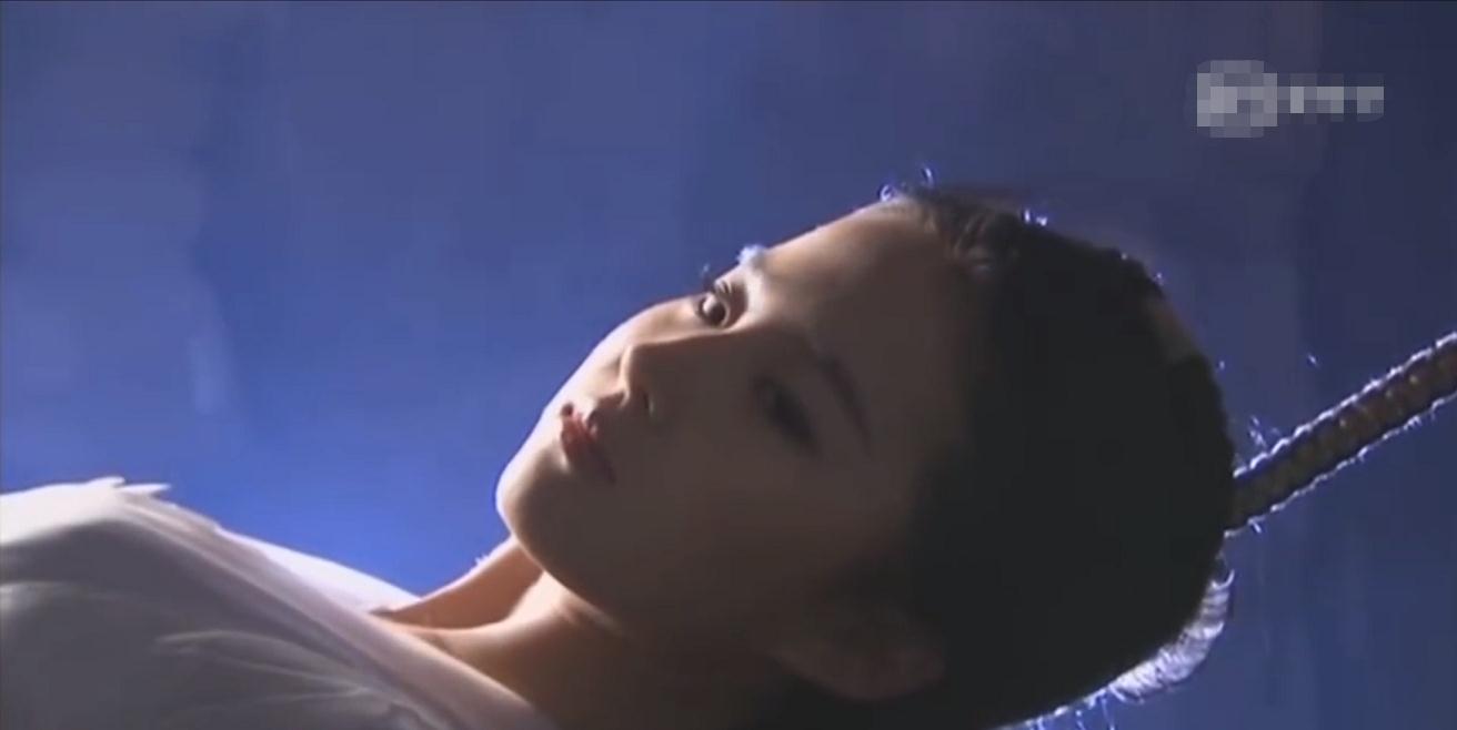 同样是小龙女睡绳子,为何一个是卖家秀,一个却是买家秀?