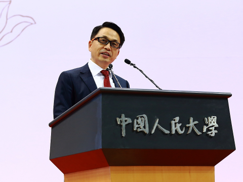 高瓴资本张磊,创业时老同学的老婆当秘书,现在已成合伙人__财经头条