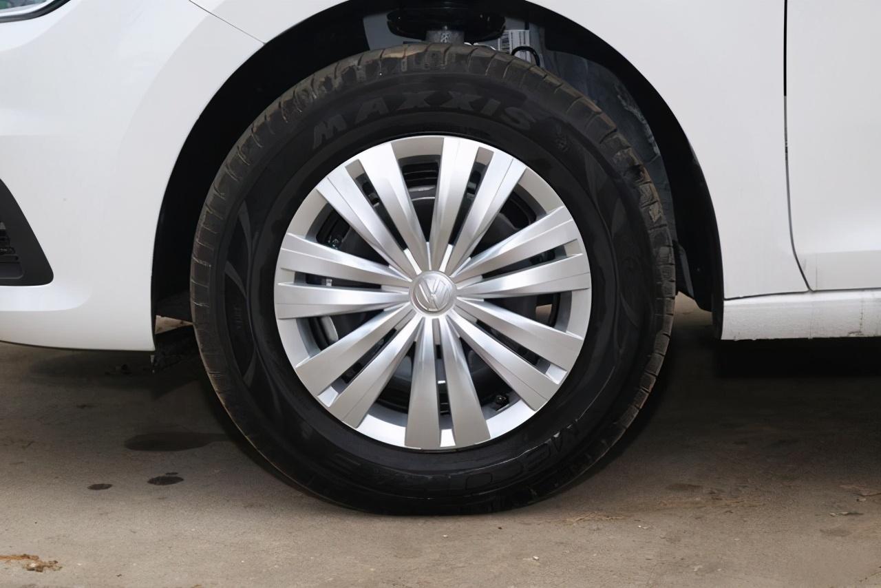 新款配钢轮毂,全系鼓刹,桑塔纳为何仍能如此畅销?