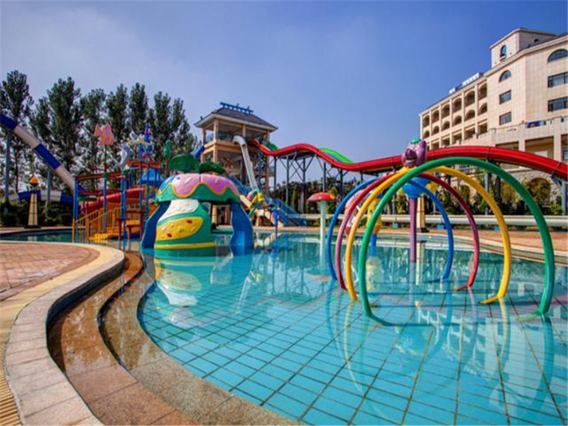 许昌一温泉走红,占地1036亩被誉"长寿之源",门票99一票难求