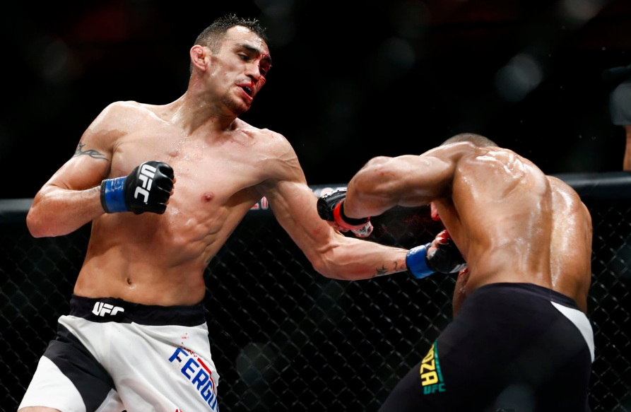 夜魔直言骨头才是ufc第一人,而不是小鹰,并爆粗约战嘴炮康纳