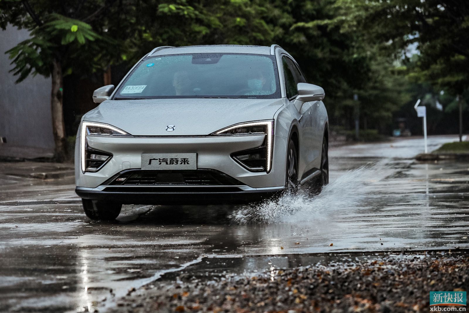 给你一个移动城堡广汽蔚来007解锁多样生活