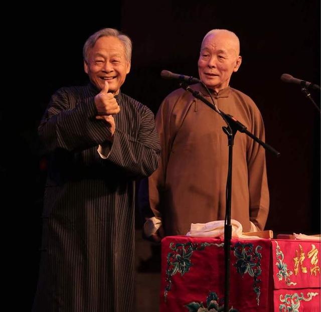 在搭档分手时常发生的相声界,他们开创奇迹,携手登台超过半世纪