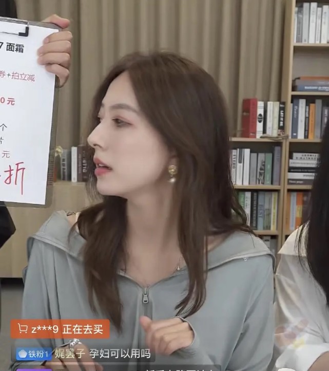 "最美网红"夏诗文,想低调却偏偏靠脸走红,难得的不作妖美女