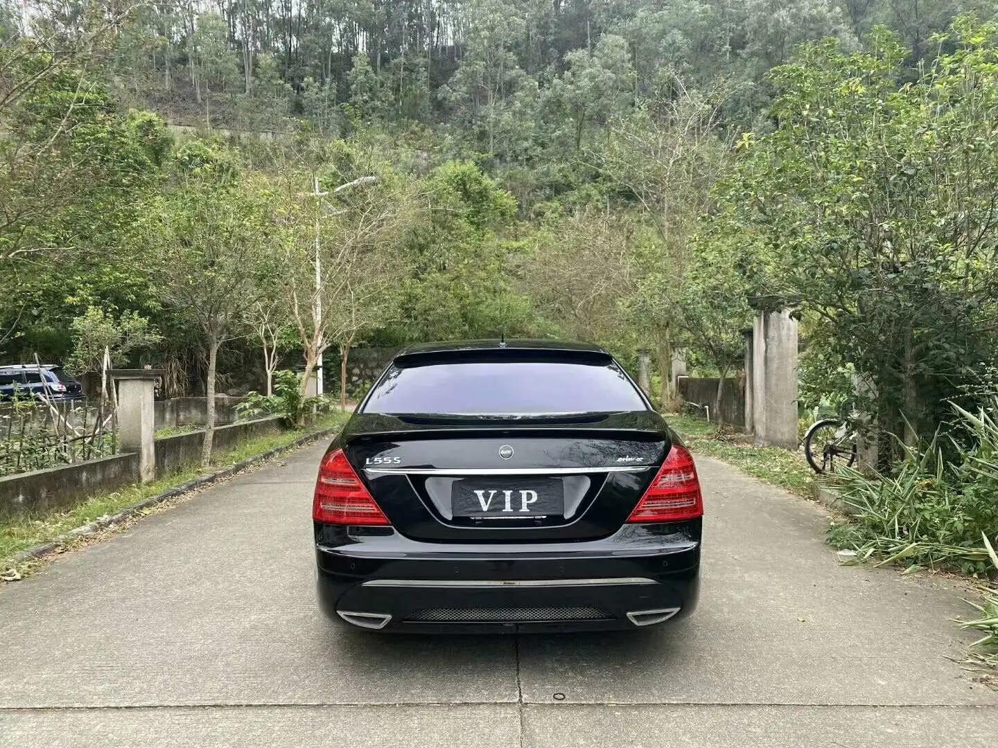 12款奔驰劳伦斯版s550售价20万,大气稳重舒适性一流