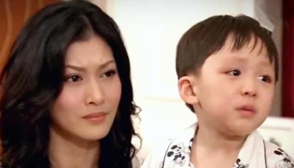 他3岁出道,8岁被文章捧红,13岁拿下飞行执照,今却无戏可拍