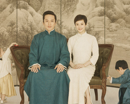 明星的全家福,戚薇一家不走寻常路,看到最后:有些可惜