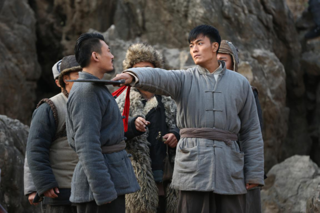 "大嗓门"阿丽亚大秀舞技《绝地反击》的男主角朱雁鸣由实力派演员王