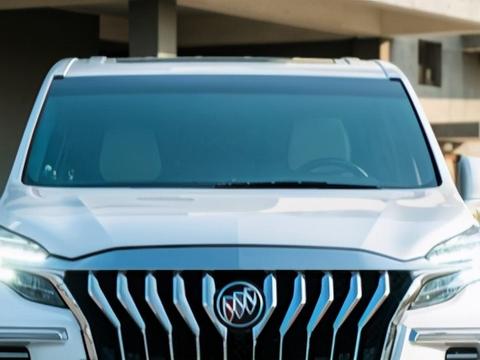 我正在看《奥德赛》和《爱丽森》,我觉得那是太空中的七座大型suv.