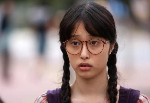 走红,消失3年以为是退圈,其实是已经去世|丑女无敌|王洁曦|王凯_新浪