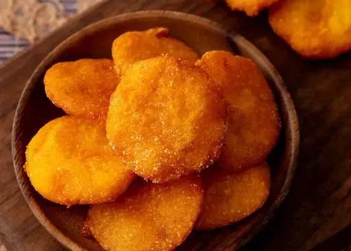 家常美食:番薯饼,培根手抓饼,豇豆炒肉