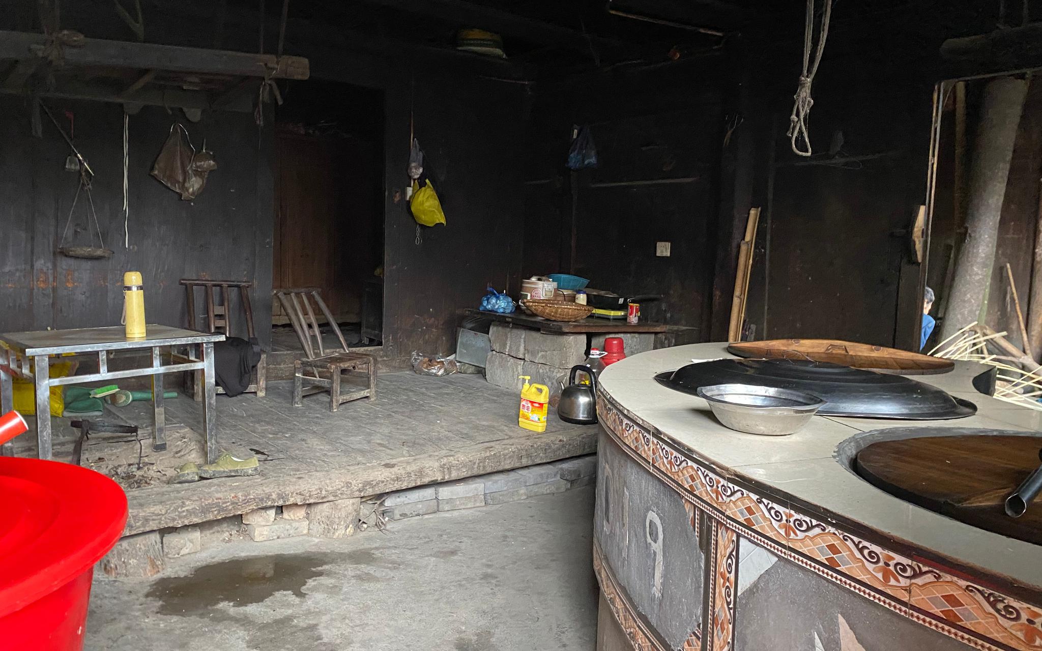 严令家的老房子.新京报记者 李傲 摄