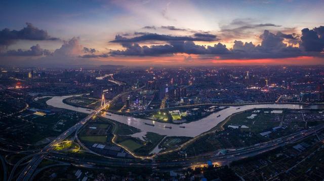 一次采风,他们领略到佛山的多重魅力