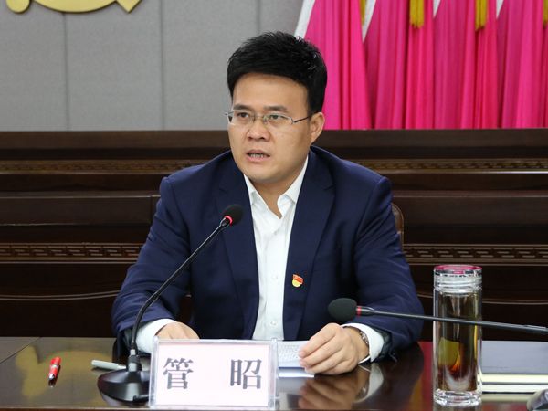 32岁升正处长期任职省委办公厅这名80后任县委书记