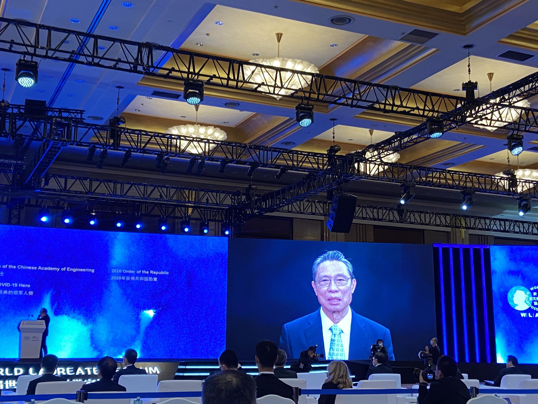 钟南山 人类需共同面对新冠和未来疫情 这不是一般的漂亮话 手机新浪网