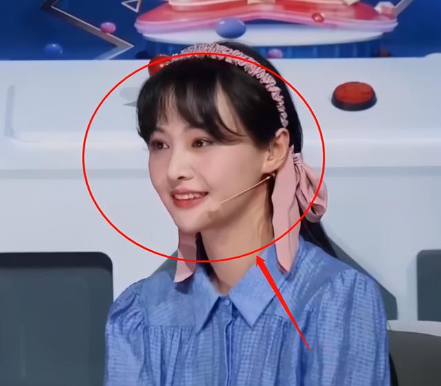 郑爽参加央视综艺没了八级ps优待后这皮肤状态我没眼花