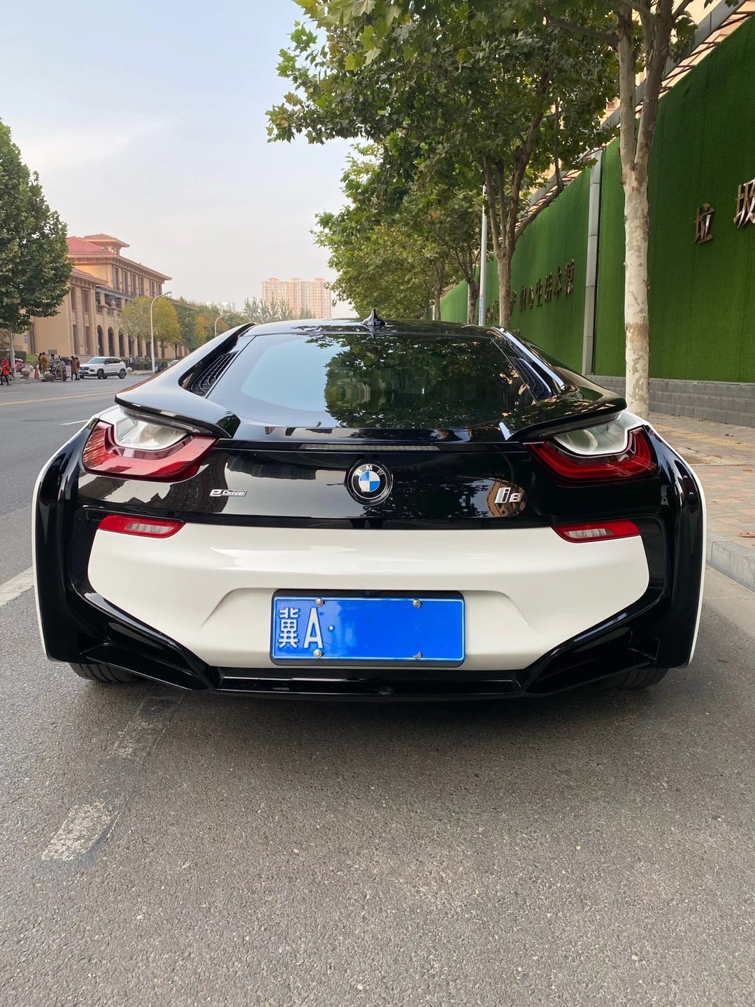 石家庄二手车16年宝马i8