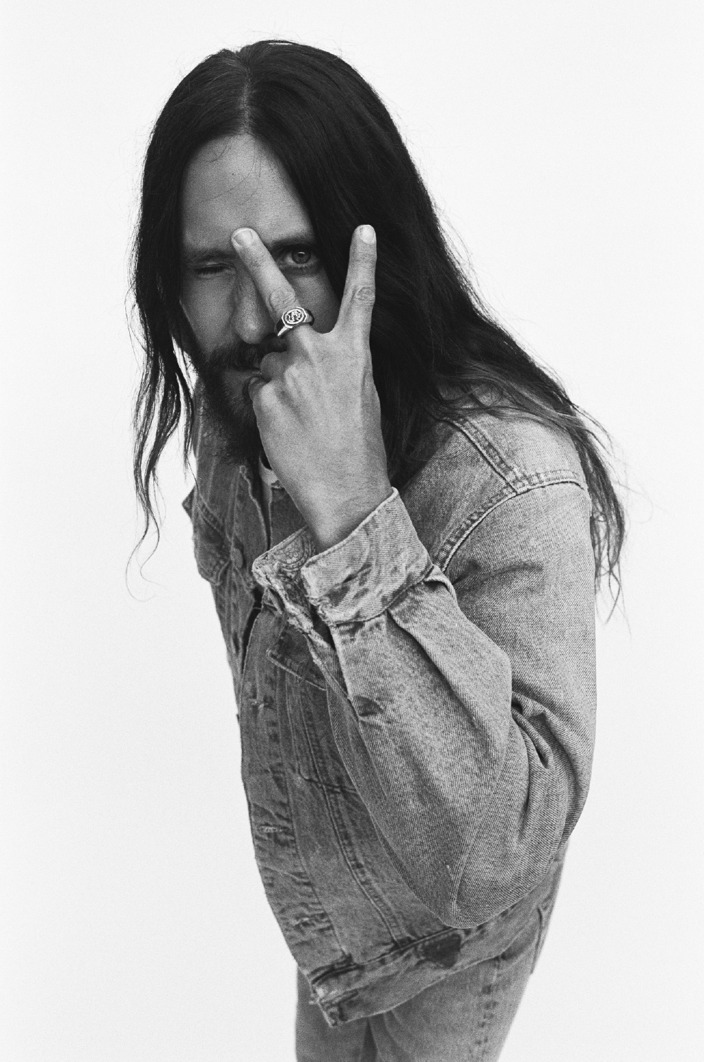 49岁莱托少爷杰瑞德莱托新写真曝光长发大叔太有魅力啦