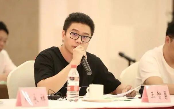 中国)有限公司总经理许明旗 福建夜光达科技股份有限公司董事长丁少翔