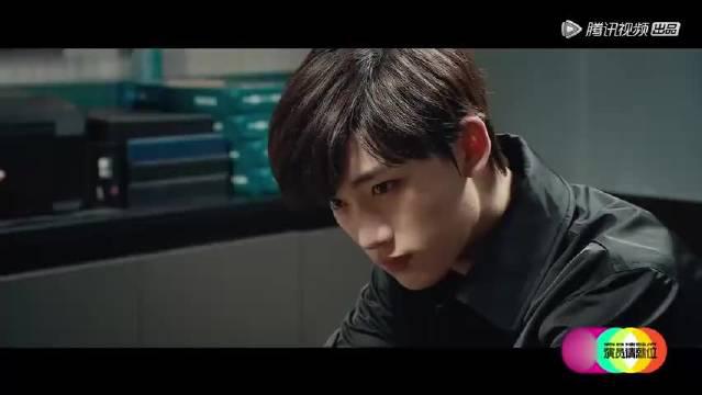 丁程鑫饰演的班克真的绝