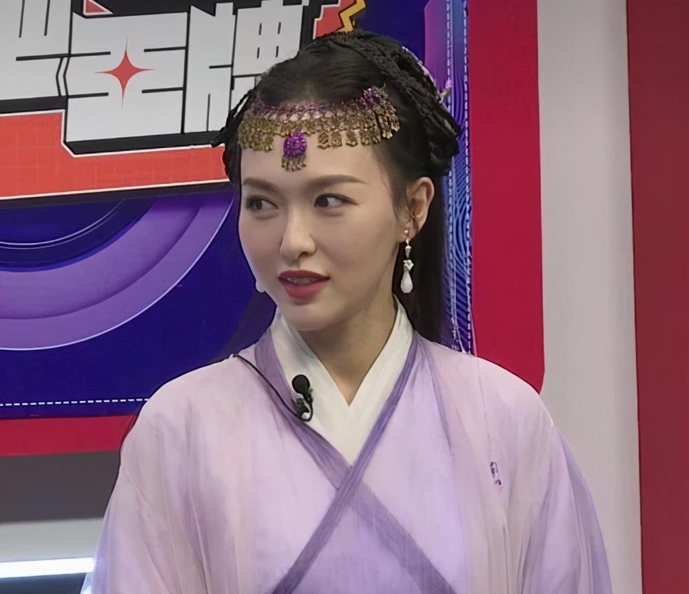 唐嫣11年后再扮仙剑紫萱造型提到罗晋一脸娇羞