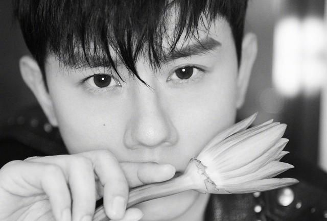 晚会现场数人翻车,张杰表现极好被夸稳如狗,他的回应太好玩了休闲区蓝鸢梦想 - Www.slyday.coM