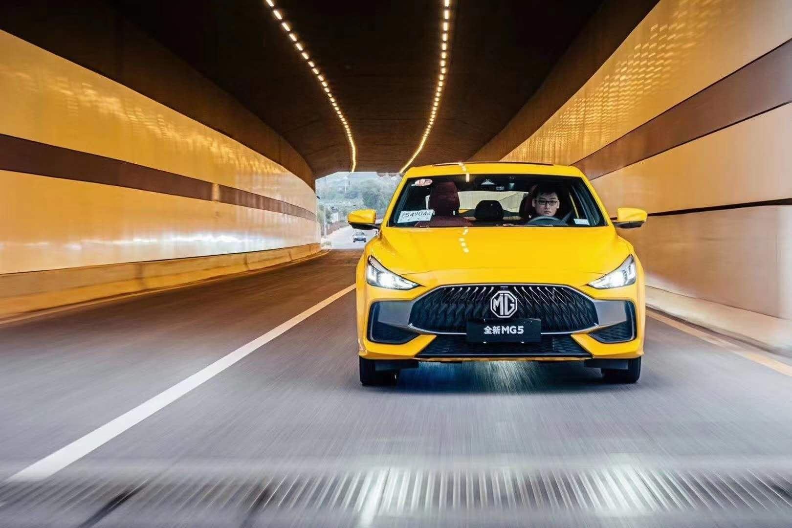 如果说8万元购买一辆潮流的轿跑车型,并且配置强劲动力的,你会信吗?