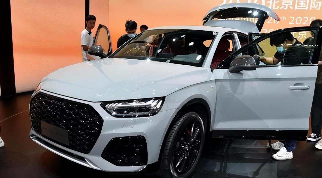 奥迪q5也发飙,猛降5万,2.0t 四驱,新款运动外观比x3还帅气!