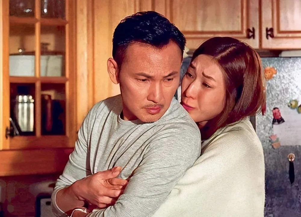 虽然,此次客串,钟嘉欣的戏份不多,但是她与林文龙的演出,对于tvb的