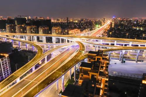 线连接,与五条高速,位于上海闵行区莘庄镇,莘庄立交桥"最复杂高架"注